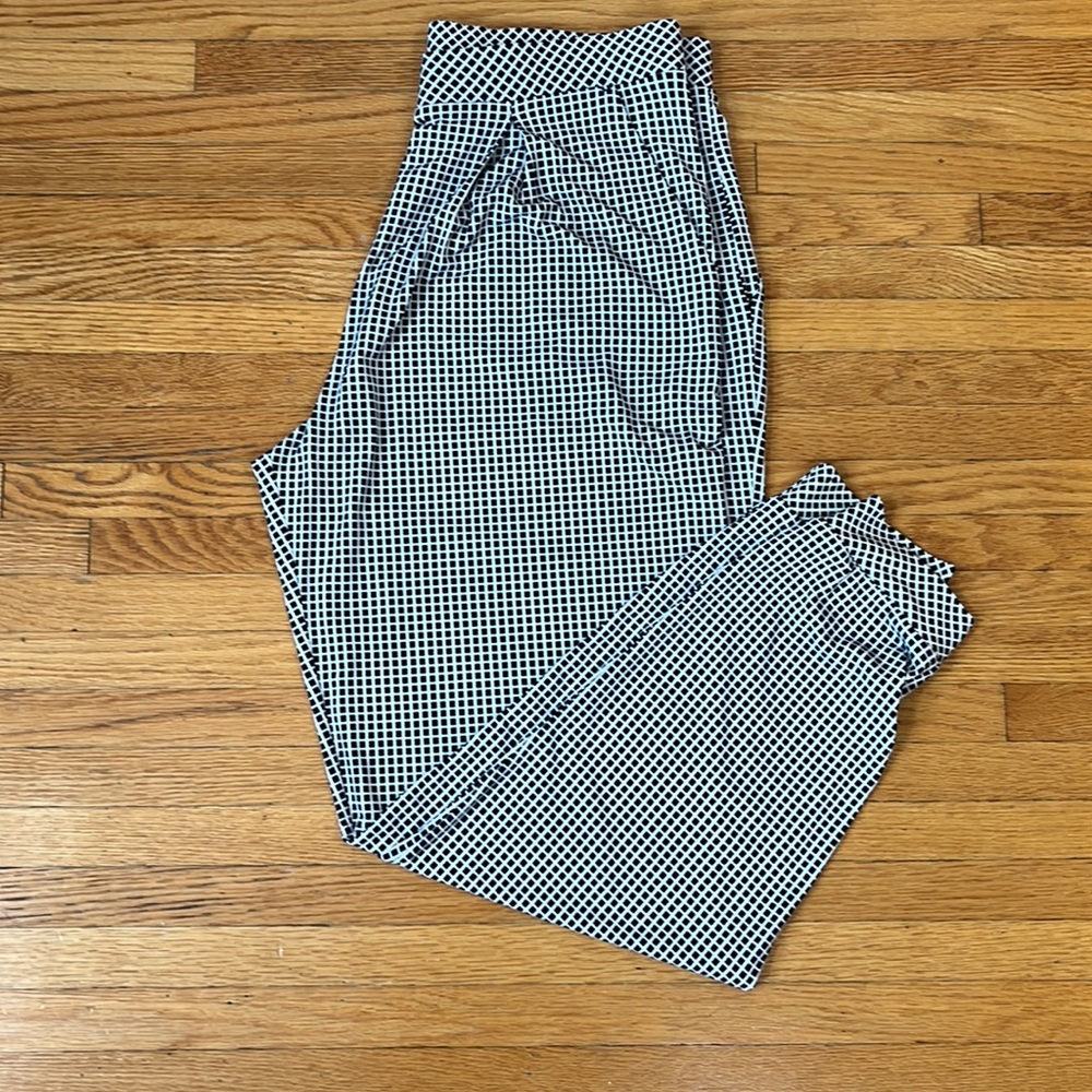 Express Pants - Picture 2 of 9